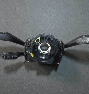 Audi A4 A5 B9 orijinal silecek kolu 4M0 907 129 OEM